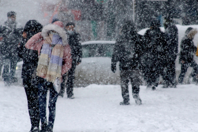 AKOM UYARDI: İSTANBUL’DA SICAKLIKLAR SERT DÜŞECEK
