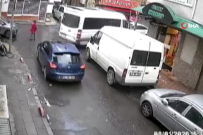 BAYRAMPAŞA’DA KÜÇÜK KAHRAMAN AMBULANSA YOL AÇTI