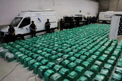 İSPANYA AÇIKLARINDA 10 TON KOKAİN ELE GEÇİRİLDİ