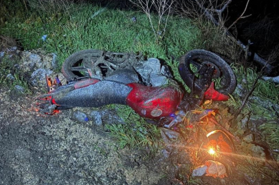 BURSA'DA MOTOSİKLETLİ GENÇ AĞIR YARALANDI