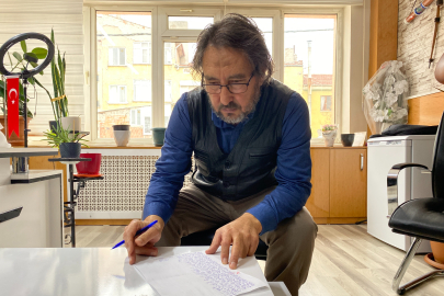 KAYBETTİĞİ TELEFONU İÇİN ŞİİR YAZDI