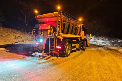 OSMANGAZİ BELEDİYESİ KAR YAĞIŞINA KARŞI SAHADA