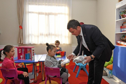 BURSA'DA ÖZEL ÖĞRENCİLERİN KARNE SEVİNCİNE ORTAK OLDULAR