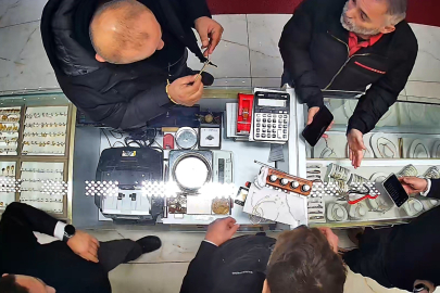 DOLANDIRICILIK KAMERADA: ALLAH RIZASI İÇİN POLİSİ ARAMAYIN