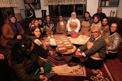 OSMANGAZİ’DE KANDİL AKŞAMI BEREKET EKMEĞİ PİŞİRİLDİ