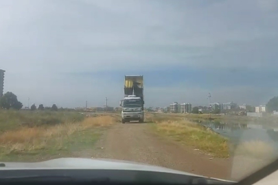 EHLİYETSİZ SÜRÜCÜ HEM KAÇAK MOLOZ DÖKTÜ HEMDE POLİSE DİRENDİ