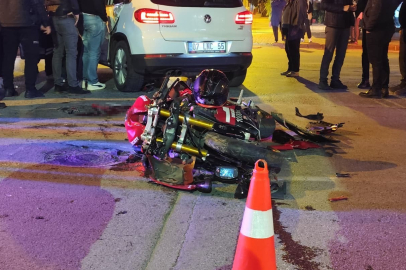 KASKINI KIZ ARKADAŞINA VERDİ, KAZADA HAYATINI KAYBETTİ