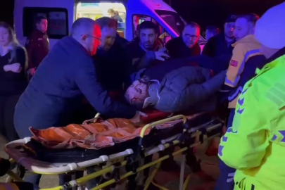 BURSA'DA İKİ OTOMOBİL ÇARPIŞTI: 4 YARALI