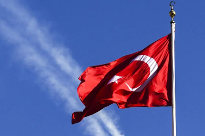 IĞDIR'DA TÜRK BAYRAĞINA SAYGISIZLIK CEZASIZ KALMADI