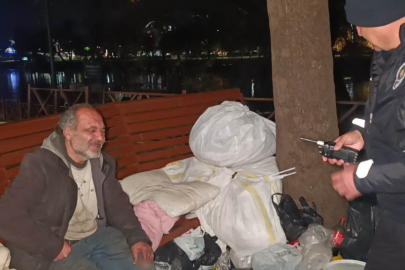 BANKTA YAŞAYAN ADAM: PAMUK YORGANIM VAR ÜŞÜMÜYORUM!