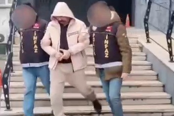 BURSA POLİSİ 72 SAATLİK GÖRÜNTÜYÜ İZLEYEREK YAKALADI