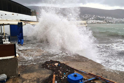 METEOROLOJİ UYARDI: BODRUM KAŞ ARASINDA FIRTINA BEKLENİYOR