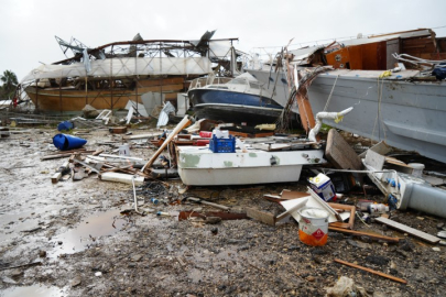 SEL VE HORTUM FELAKETİ: TEKNELER PARÇALANDI SERALAR YOK OLDU