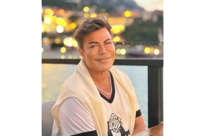 ŞARKICI FATİH ÜREK 59 YAŞINDA HAYATINI KAYBETTİ