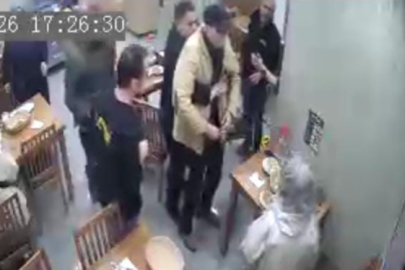 BURSA'DA KOMİSERDEN HAYAT KURTARAN MÜDAHALE