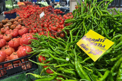 ANTALYA’DAKİ SEL BURSA PAZARINA YANSIDI