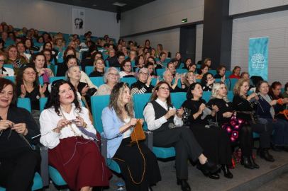 NİLÜFER BELEDİYESİ’NDE ŞARKILARLA ÖRÜLEN İYİLİK HAREKETİ