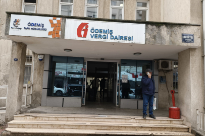 TUVALET KÜLTÜRÜ "GELİŞMEMİŞ" DİYEREK KULLANIMA KAPATILDI