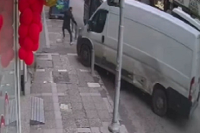 FRENİ PATLAYAN MİNİBÜS DEHŞET SAÇTI: YAYA ÖLÜMDEN DÖNDÜ