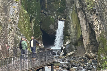 SAİTABAT ŞELALESİ YENİDEN SUYLA BULUŞTU