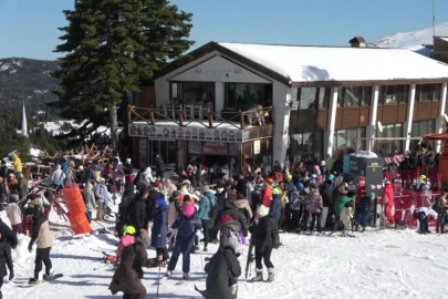 ULUDAĞ'DA HAFTA SONU YOĞUNLUĞU YAŞANIYOR
