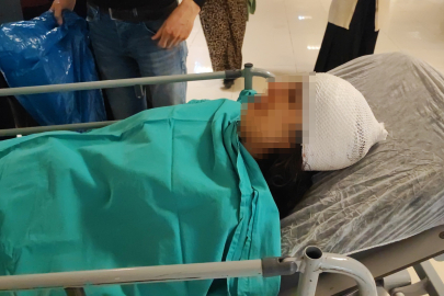 EKMEK ALMAYA GİDERKEN SOKAK KÖPEKLERİNİN SALDIRISINA UĞRADI