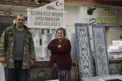SOSYAL MEDYADA TANIŞTI: ÇİVRİL’DE MERMER USTASI OLDU