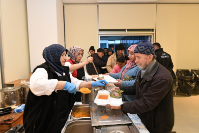OSMANGAZİ BELEDİYESİ RAMAZAN BEREKETİ PAYLAŞTI