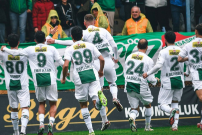 BURSASPOR YENİDEN ZİRVEYE ADINI YAZDIRDI