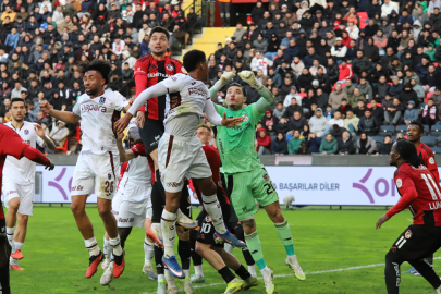 TRABZONSPOR GAZİANTEP DEPLASMANINDA KAZANDI 2-1