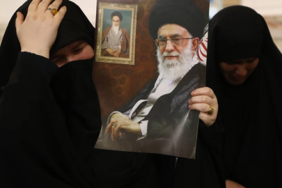 İRAN'DAN YENİ DETAYLAR! ALİ HAMANEY NEDEN SIĞINAĞA İNMEDİ?