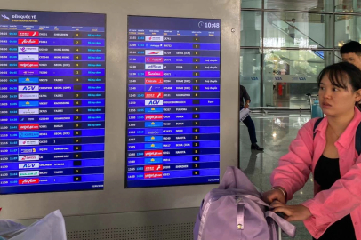 KÖRFEZ’DE HAVA SAHASI KRİZİ: YÜZ BİNLERCE YOLCU MAHSUR KALDI