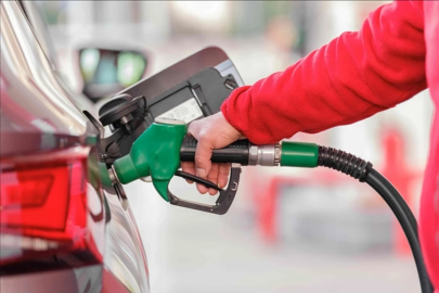 DEPOLARI DOLDURUN! 3 MART GÜNÜ AKARYAKITA DEV ZAM GELİYOR