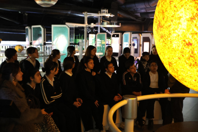 OSMANGAZİ BELEDİYESİ ÖĞRENCİLERİ BİLİMLE BULUŞTURDU