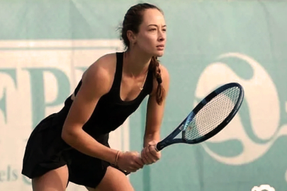 TEBRİKLER ZEYNEP SÖNMEZ: MİLLİ RAKET YİNE TARİH YAZDI