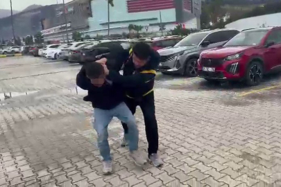 HATAY’DA SKANDAL: KADINLAR TUVALETİNE SAKLANIP GÖRÜNTÜ ÇEKTİ