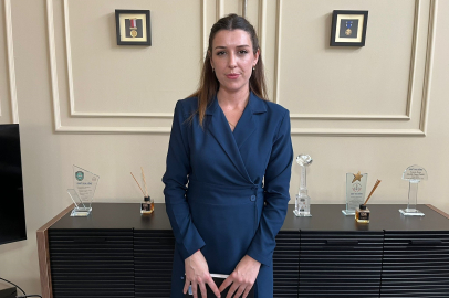 ZORBALIK YAPAN ÖĞRENCİNİN VELİSİ DE ZORBA ÇIKTI