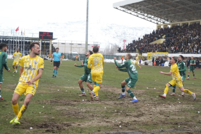 BURSASPOR MUŞ DEPLASMANINDAN 3 PUANLA DÖNDÜ
