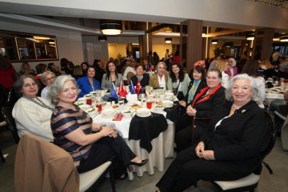 KADINLAR İFTARDA BULUŞTU, PROGRAMIN GELİRİ UMUT OLDU