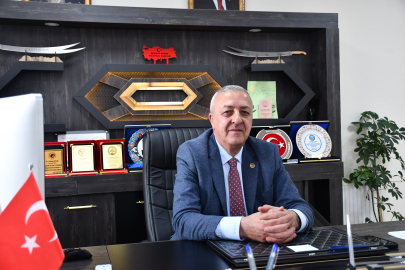 BAŞKANDAN ŞOK İDDİA: ÖZGÜR ÖZEL EŞİME VEKİLLİK TEKİF ETTİ