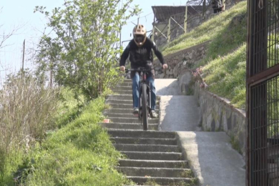 BURSALI GENÇ DÜNYA ŞAMPİYONASINA BÖYLE HAZIRLANIYOR