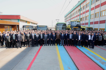 BAŞKAN BOZBEY BURSA’NIN HUZURU İÇİN ÇALIŞIYORUZ