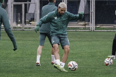 BURSASPOR'DA GEBZESPOR HAZIRLIKLARI SÜRÜYOR