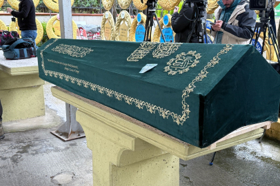 YAPIMCI EROL KÖSE SON YOLCULUĞUNA UĞURLANIYOR