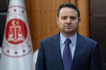 ADALET BAKANI GÜRLEK DUYURDU: E-AVUKAT SİSTEMİ DEVREDE