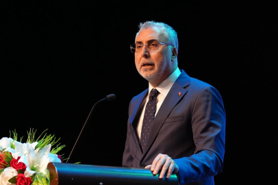 BAKAN IŞIKHAN: “İŞSİZLİK ORANI EN DÜŞÜK SEVİYEDE”