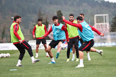 A MİLLİ TAKIM KOSOVA MAÇI HAZIRLIKLARINI SÜRDÜRÜYOR