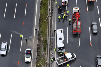 KUZEY MARMARA OTOYOLU'NDA KAZA: 1 POLİS ŞEHİT, 16 POLİS YARALI