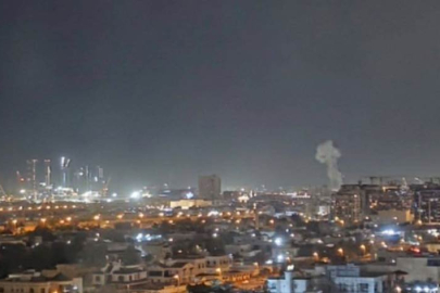 DUBAİ'DE DÜŞEN FÜZE PARÇALARI NEDENİYLE 4 KİŞİ YARALANDI