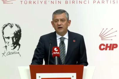 ÖZGÜR ÖZEL'DEN BURSA AÇIKLAMASI: MAFYA MISINIZ SİZ?